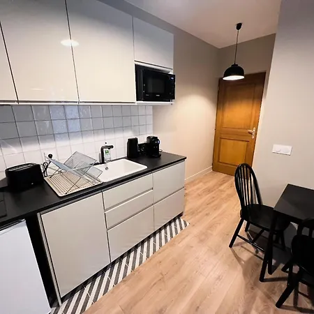 Pere Lachaise Apartment *
